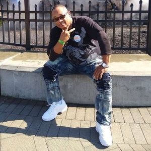 Meet your Posher, Ronnie